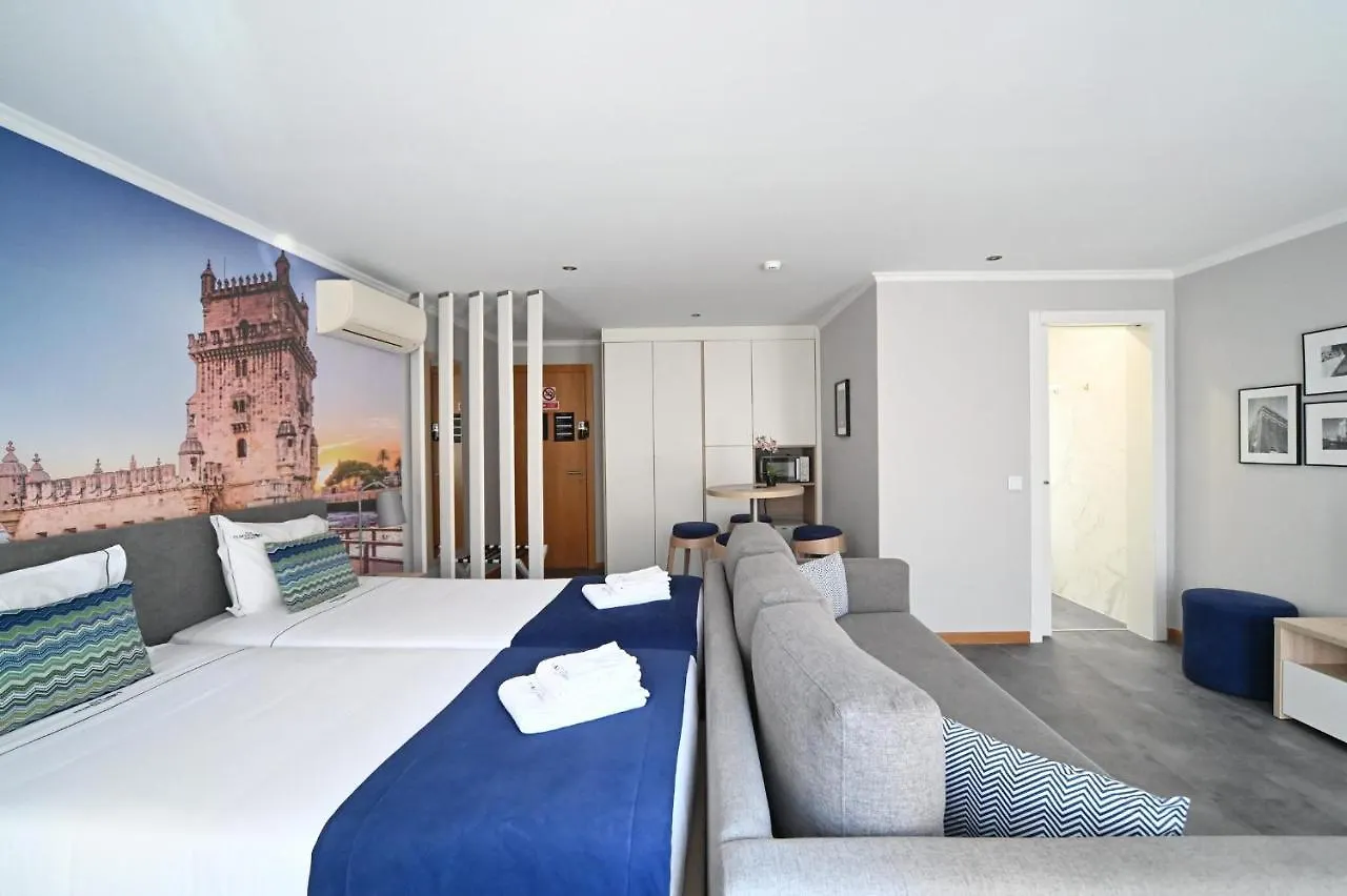 Famous Crows Lisbon Suites