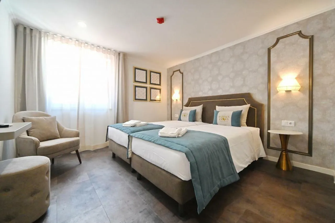 Famous Crows Lisbon Suites Guest house